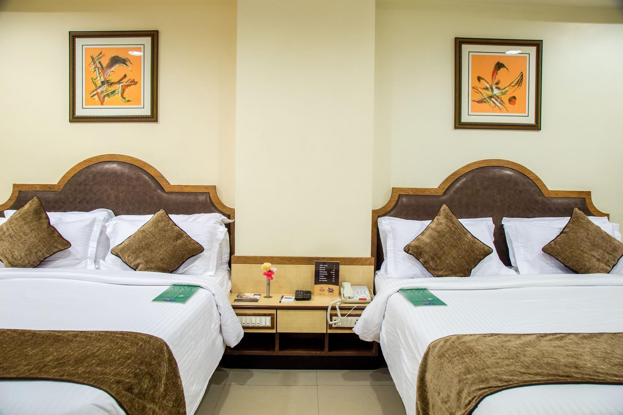 Hotel Tip Top Plaza Тхане Экстерьер фото