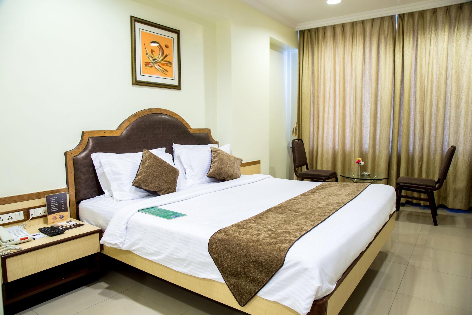 Hotel Tip Top Plaza Тхане Экстерьер фото