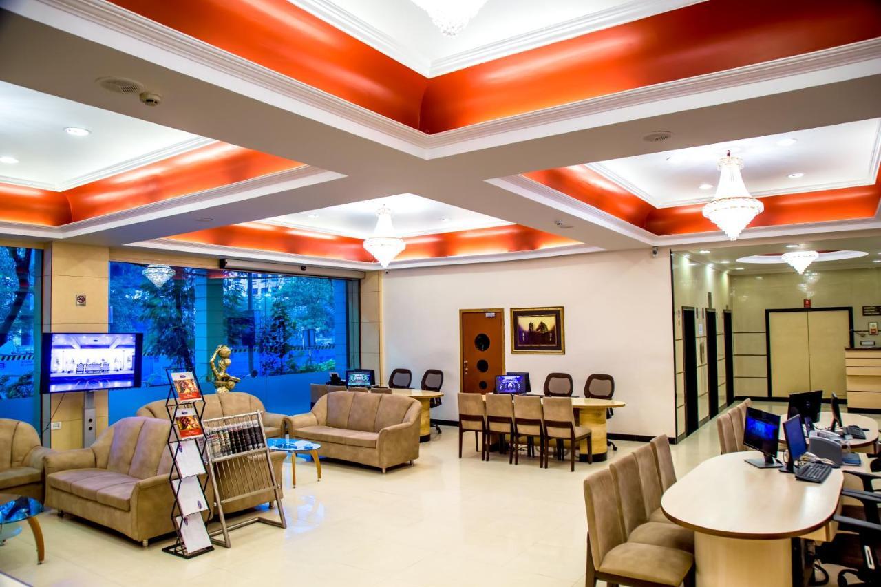 Hotel Tip Top Plaza Тхане Экстерьер фото
